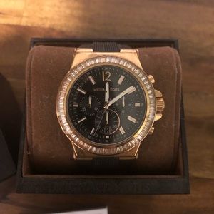 Micheal Kors rose gold watch